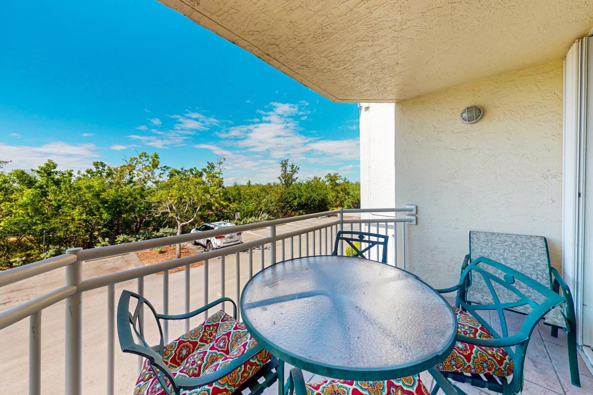 Sunrise Suites Dominican Suite #110 Key West Room photo